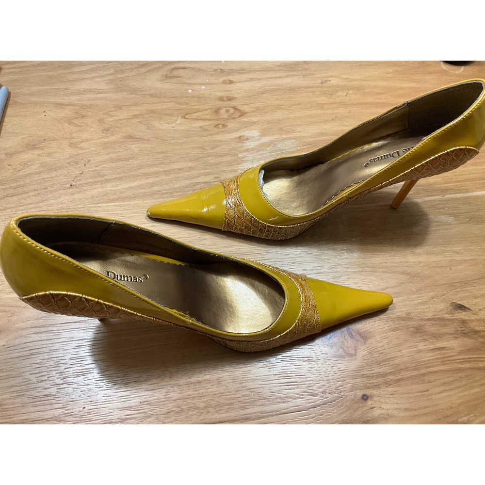 Pierre Dumas Womens Mustard Yellow Snakeskin Embossed Pointed Toe Pumps Size 10